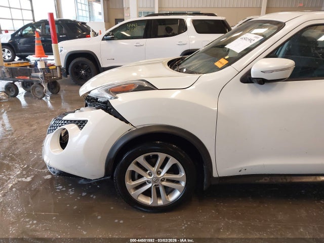 2015 Nissan Juke Sv მანქანა იყიდება აუქციონზე, vin: JN8AF5MR8FT504381, აუქციონის ნომერი: 44501592