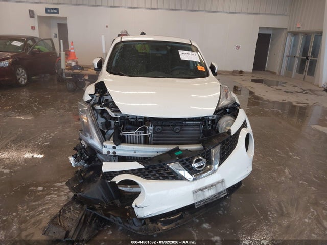 2015 Nissan Juke Sv მანქანა იყიდება აუქციონზე, vin: JN8AF5MR8FT504381, აუქციონის ნომერი: 44501592