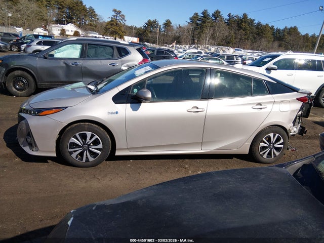 Toyota Prius Prime Advanced 2017 JTDKARFP1H3024736 Image 15