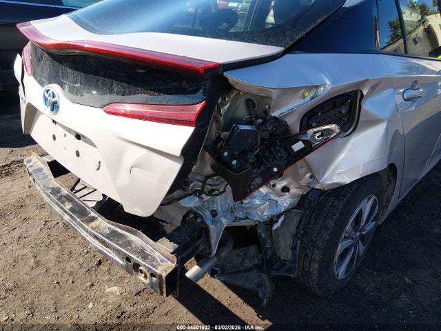Toyota Prius Prime Advanced 2017 JTDKARFP1H3024736 Image 18