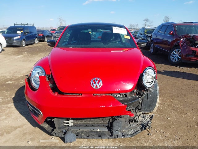 Продажа на аукционе авто 2015 Volkswagen Beetle 2.0t R-line, vin: 3VWVT7AT2FM646240, номер лота: 44501641