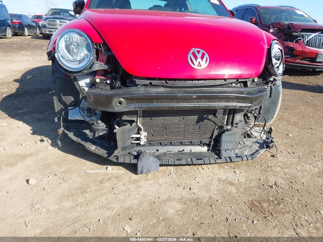 Продажа на аукционе авто 2015 Volkswagen Beetle 2.0t R-line, vin: 3VWVT7AT2FM646240, номер лота: 44501641