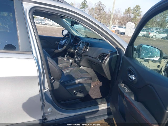 1C4PJMBN4KD256908 Jeep Cherokee Trailhawk Elite 4x4
