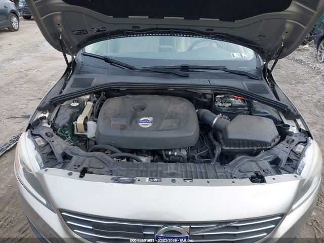 2015 VOLVO S60 YV126MFK6F2338498 Photo 9