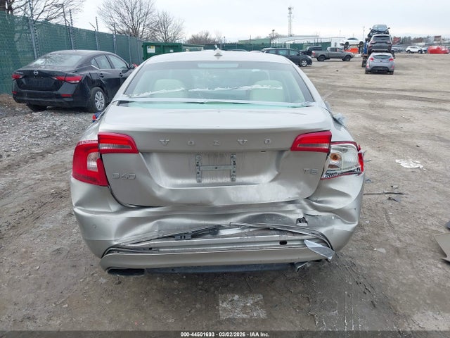 Volvo S60 T5 Premier 2015 YV126MFK6F2338498 Image 15