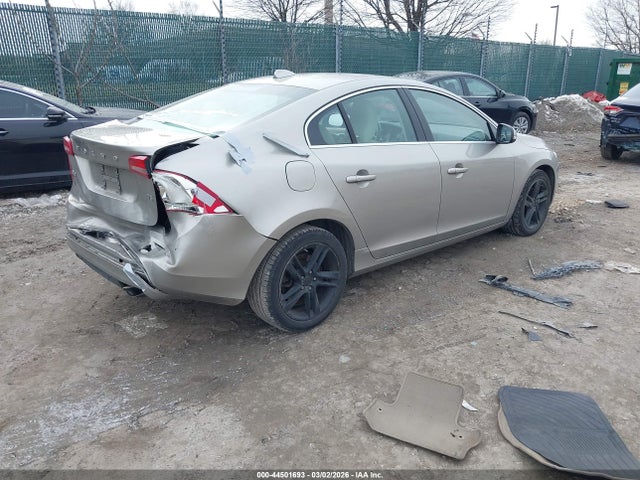 2015 VOLVO S60 YV126MFK6F2338498 Photo 3