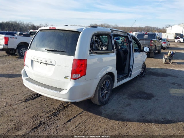 2017 Dodge Grand Caravan Sxt მანქანა იყიდება აუქციონზე, vin: 2C4RDGCG0HR790270, აუქციონის ნომერი: 44501722