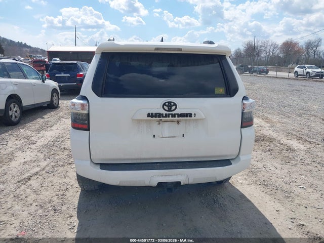 JTEEU5JR5N5251946 Toyota 4RUNNER SR5
