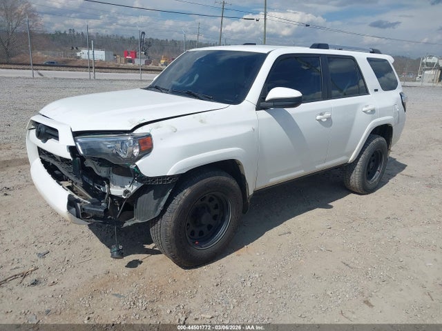 JTEEU5JR5N5251946 Toyota 4RUNNER SR5