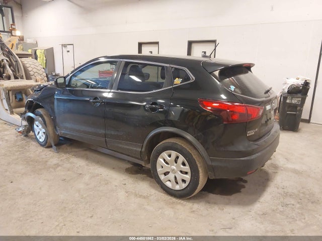 2018 NISSAN ROGUE SPORT JN1BJ1CP5JW156671 Photo 2