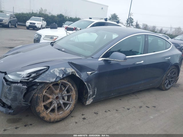 Aukcja sprzedaży 2019 Tesla Model 3 Long Range/mid Range/standard Range/standard Range Plus, vin: 5YJ3E1EAXKF308240, numer aukcji: 44501870