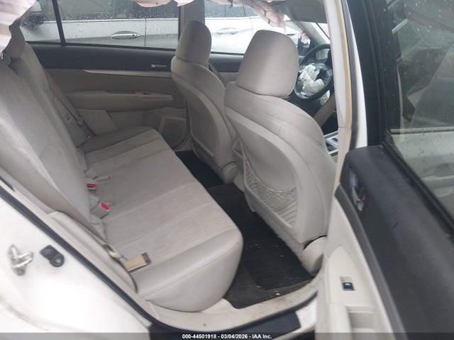 2014 Subaru Outback 2.5i Premium მანქანა იყიდება აუქციონზე, vin: 4S4BRBCC0E3323823, აუქციონის ნომერი: 44501918