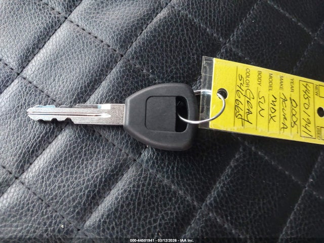 44501941 :رقم المزاد ، 2HNYD18815H546665 vin ، 2005 Acura Mdx مزاد بيع