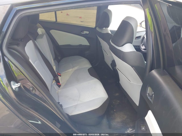 Toyota Prius Two 2016 JTDKBRFU5G3011926 Image 8