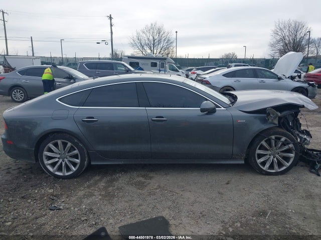 2015 Audi A7 3.0t Premium Plus მანქანა იყიდება აუქციონზე, vin: WAU2GAFC2FN030704, აუქციონის ნომერი: 44501978