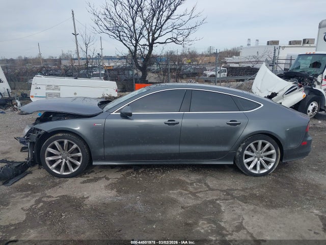 2015 Audi A7 3.0t Premium Plus მანქანა იყიდება აუქციონზე, vin: WAU2GAFC2FN030704, აუქციონის ნომერი: 44501978