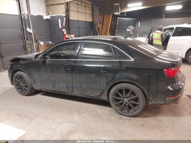 Продажа на аукционе авто 2015 Audi A3 2.0t Premium, vin: WAUEFGFF1F1019052, номер лота: 44501983