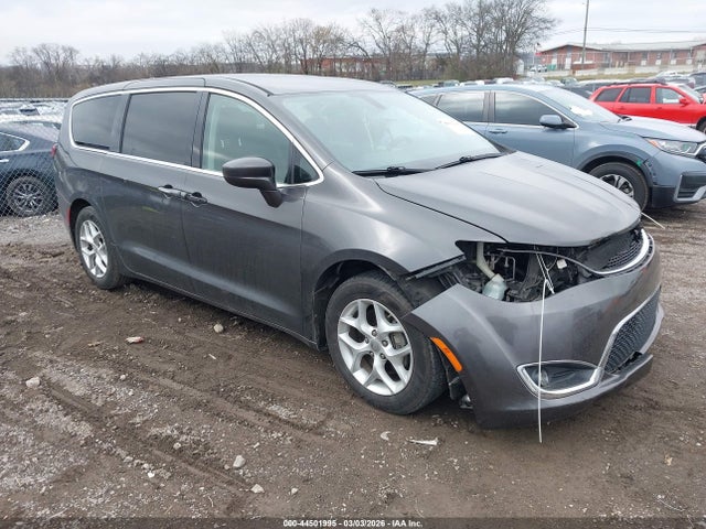 Aukcja sprzedaży 2018 Chrysler Pacifica Touring Plus, vin: 2C4RC1FG2JR175527, numer aukcji: 44501995