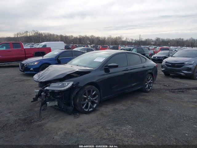 Продаж на аукціоні авто 2015 Chrysler 200 S, vin: 1C3CCCBG6FN663492, номер лоту: 44502020
