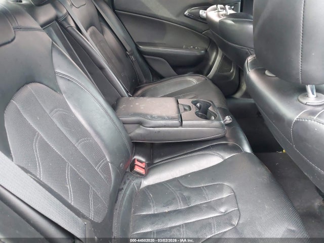 Продаж на аукціоні авто 2015 Chrysler 200 S, vin: 1C3CCCBG6FN663492, номер лоту: 44502020