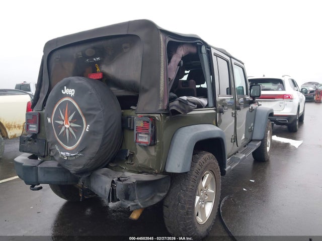 2016 JEEP WRANGLER UNLIMITED 1C4BJWDG0GL145063 Photo 3