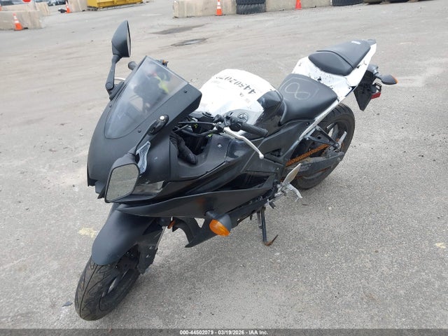 2021 YAMAHA YZFR3 MH3RH18Y3MK008248 Photo 1