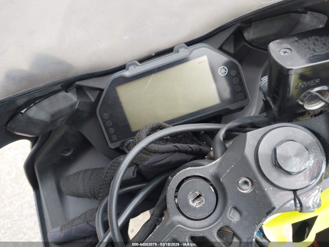 2021 YAMAHA YZFR3 MH3RH18Y3MK008248 Photo 6
