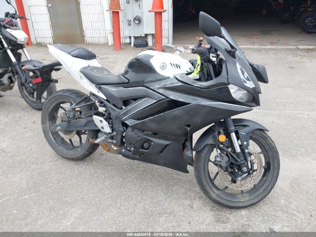 2021 YAMAHA YZFR3 MH3RH18Y3MK008248 Photo 7