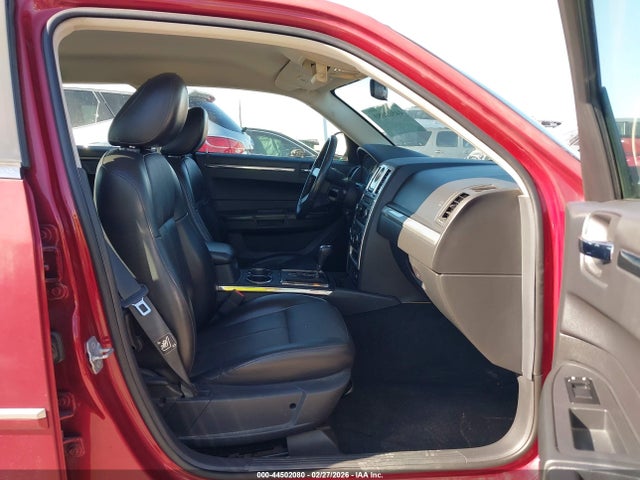 44502080 :رقم المزاد ، 2C3CA5CV6AH139923 vin ، 2010 Chrysler 300 Touring/signature Series/executive Series مزاد بيع