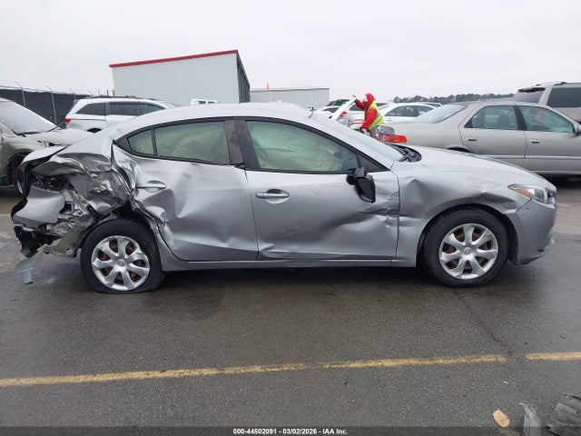 Продаж на аукціоні авто 2015 Mazda Mazda3 I Sport, vin: 3MZBM1U79FM229953, номер лоту: 44502091