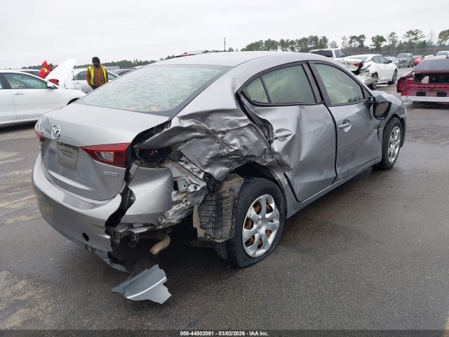 Продаж на аукціоні авто 2015 Mazda Mazda3 I Sport, vin: 3MZBM1U79FM229953, номер лоту: 44502091