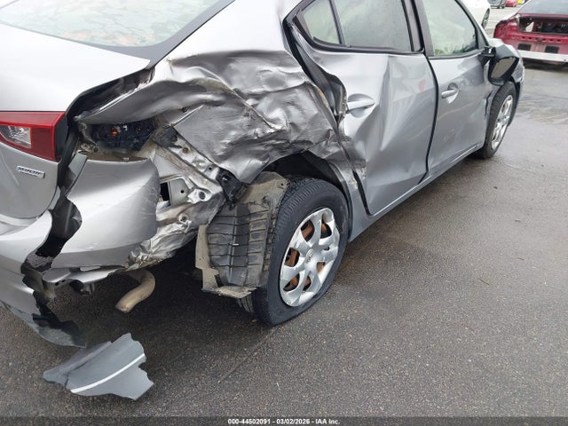 Продаж на аукціоні авто 2015 Mazda Mazda3 I Sport, vin: 3MZBM1U79FM229953, номер лоту: 44502091