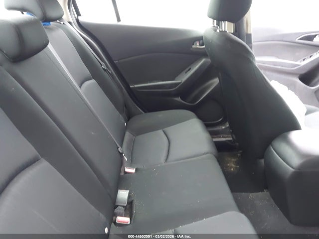 Продаж на аукціоні авто 2015 Mazda Mazda3 I Sport, vin: 3MZBM1U79FM229953, номер лоту: 44502091