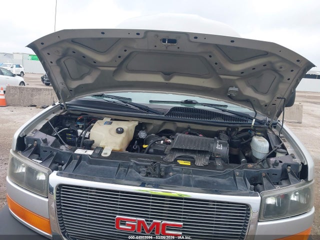 44502096 :رقم المزاد ، 1GDFH15T051149243 vin ، 2005 Gmc Savana Upfitter مزاد بيع