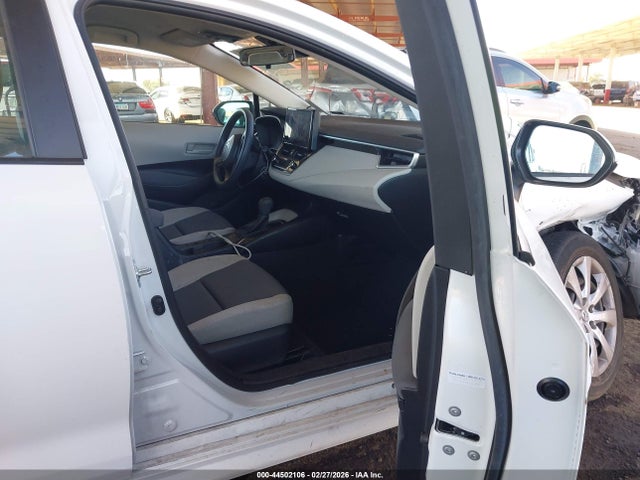 5YFB4MDE7RP144254 Toyota COROLLA LE