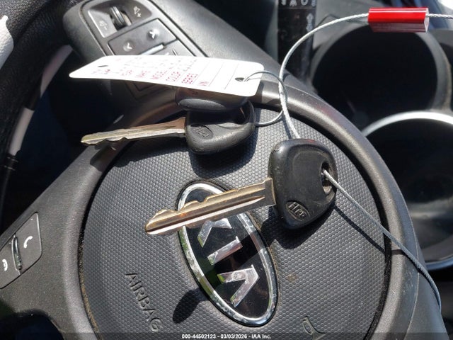 2012 KIA SOUL KNDJT2A61C7427922 Photo 10