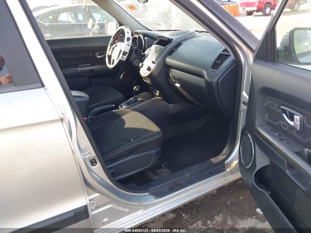 2012 KIA SOUL KNDJT2A61C7427922 Photo 4