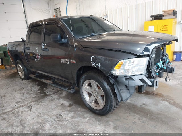 44502152 :رقم المزاد ، 3C6RR7KT1HG618326 vin ، 2017 Ram 1500 مزاد بيع