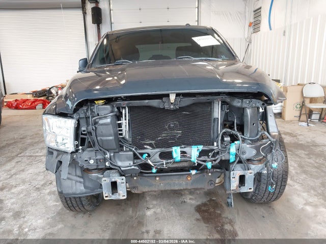 44502152 :رقم المزاد ، 3C6RR7KT1HG618326 vin ، 2017 Ram 1500 مزاد بيع