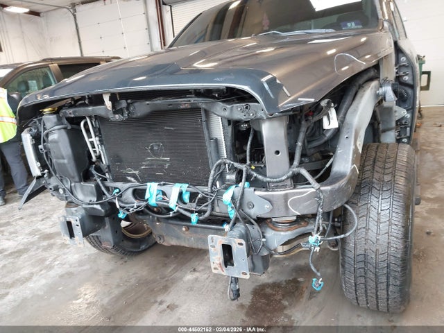44502152 :رقم المزاد ، 3C6RR7KT1HG618326 vin ، 2017 Ram 1500 مزاد بيع