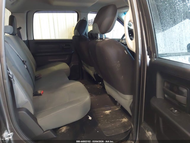 44502152 :رقم المزاد ، 3C6RR7KT1HG618326 vin ، 2017 Ram 1500 مزاد بيع
