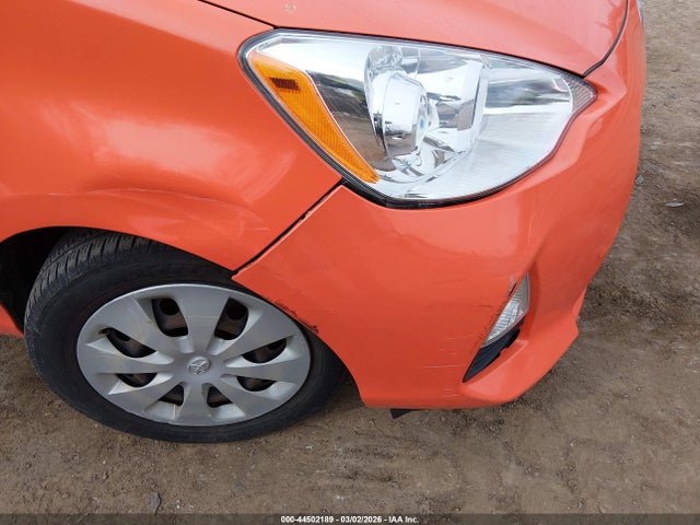 JTDKDTB35E1062680 Toyota Prius C Two