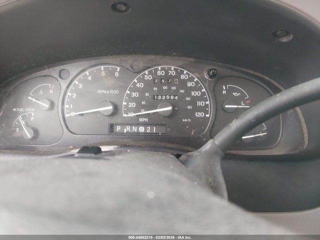 44502215 :رقم المزاد ، 4F4YR16VXYTM15586 vin ، 2000 Mazda B3000 Se/tl مزاد بيع
