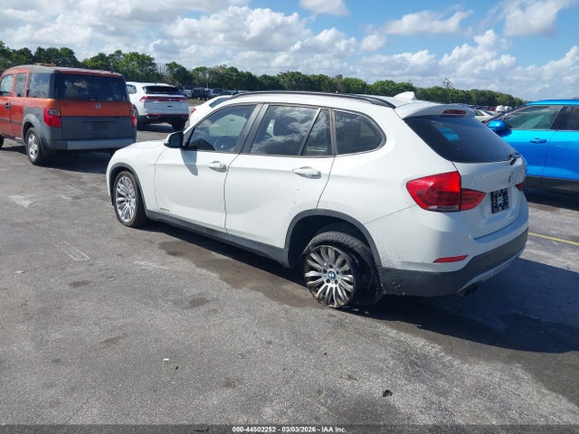 Продажа на аукционе авто 2015 Bmw X1 Sdrive28i, vin: WBAVM1C51FV318788, номер лота: 44502252