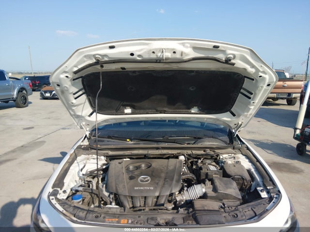 44502254 :رقم المزاد ، 3MZBPBDL2NM313783 vin ، 2022 Mazda Mazda3 Premium مزاد بيع