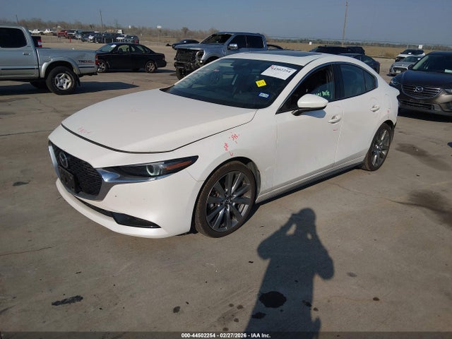 44502254 :رقم المزاد ، 3MZBPBDL2NM313783 vin ، 2022 Mazda Mazda3 Premium مزاد بيع