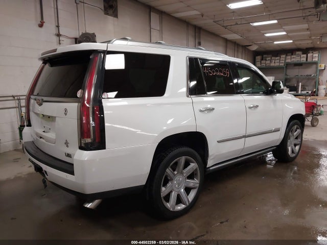 2016 Cadillac Escalade Premium Collection მანქანა იყიდება აუქციონზე, vin: 1GYS4CKJ7GR347605, აუქციონის ნომერი: 44502259