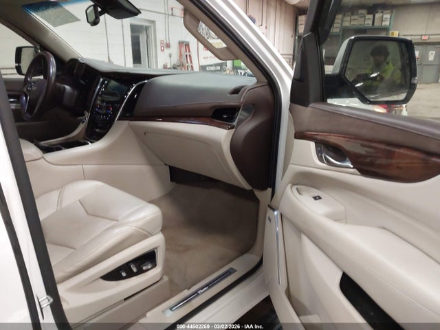 2016 Cadillac Escalade Premium Collection მანქანა იყიდება აუქციონზე, vin: 1GYS4CKJ7GR347605, აუქციონის ნომერი: 44502259