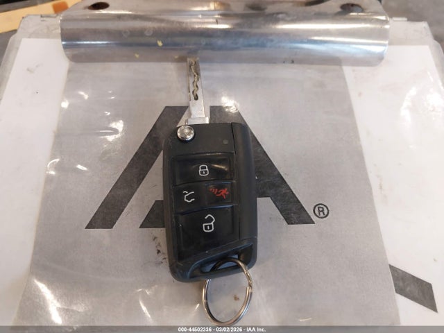 Продаж на аукціоні авто 2018 Volkswagen Tiguan 2.0t S, vin: 3VV1B7AX2JM022276, номер лоту: 44502336