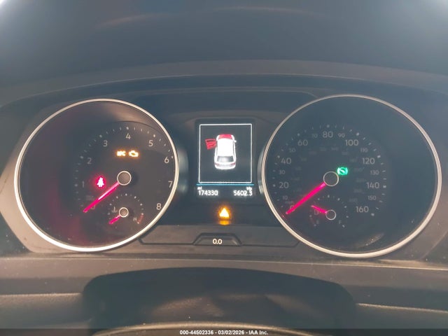 Продаж на аукціоні авто 2018 Volkswagen Tiguan 2.0t S, vin: 3VV1B7AX2JM022276, номер лоту: 44502336